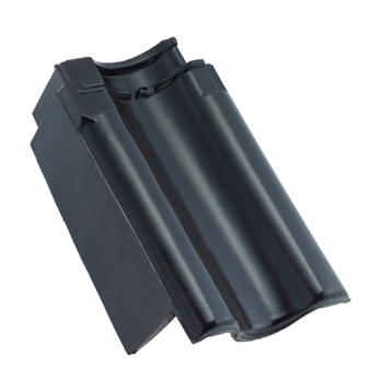 Gavelpanna vänster nr. 713.